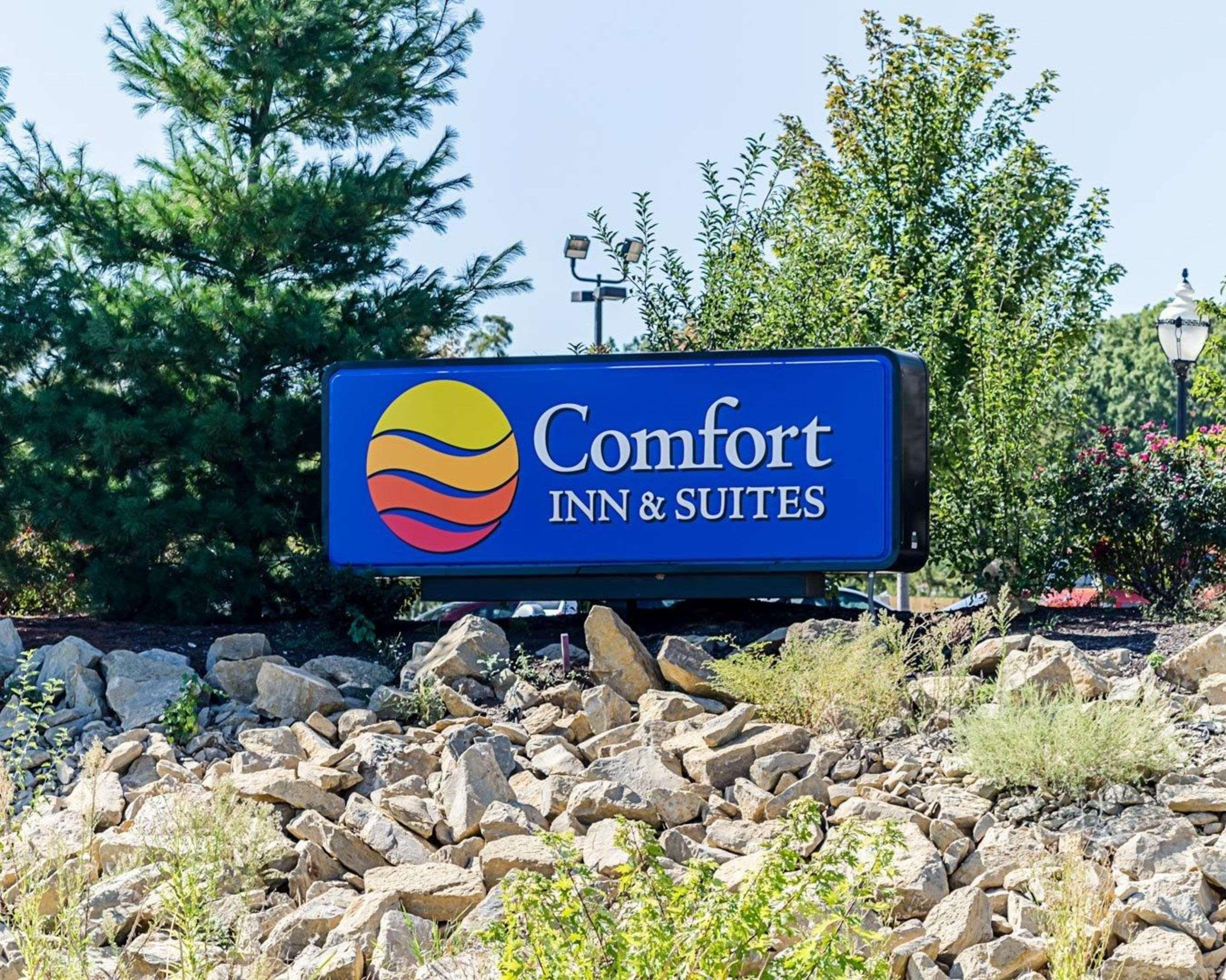 Comfort Inn & Suites Lawrence - University Area Exterior foto